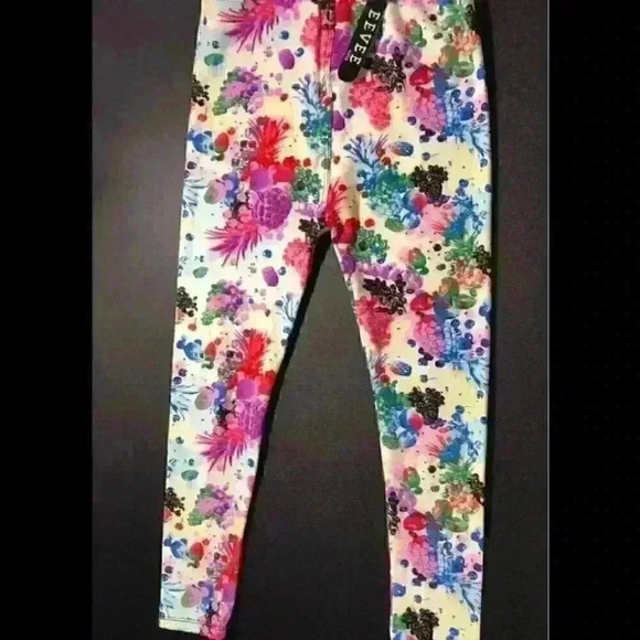 COPY - Kids Leggings Fruit, Hearts or Flags - Picture 4 of 8